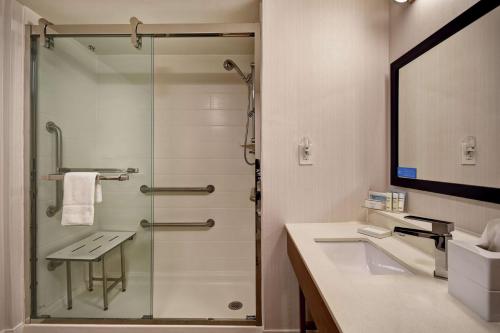 hampton inn auburn