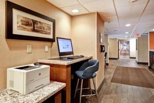 hampton inn auburn