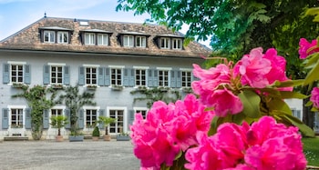 chateau de bossey