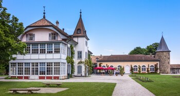 chateau de bossey