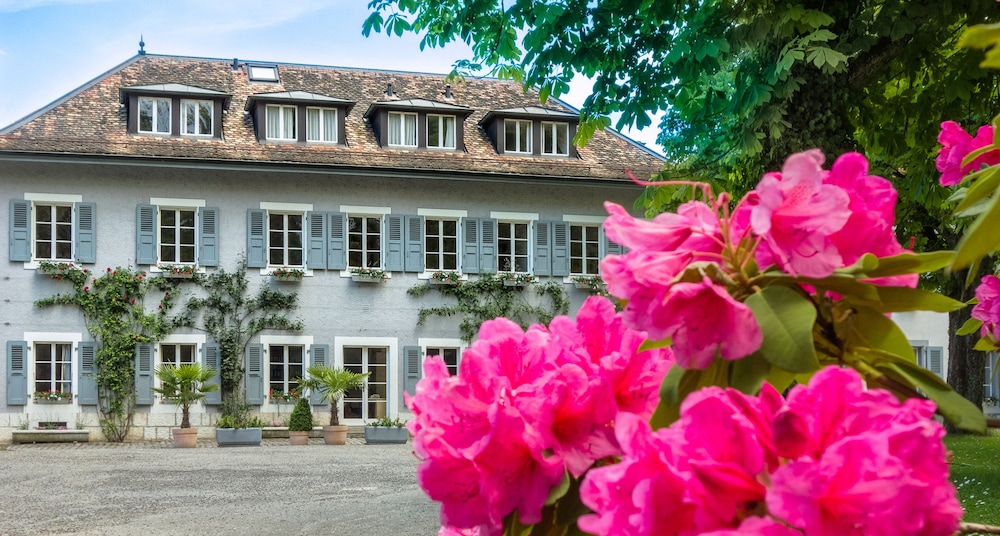 chateau de bossey