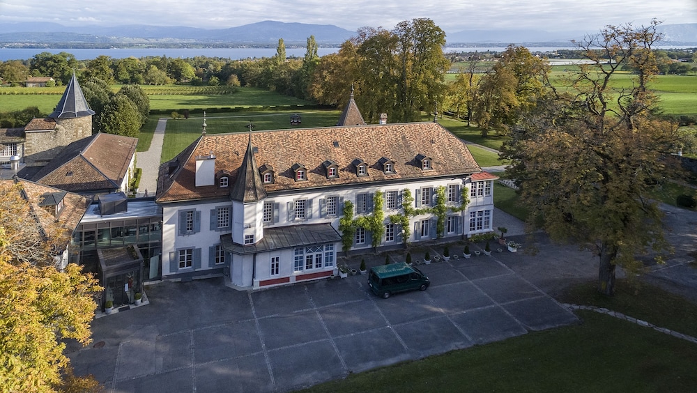 chateau de bossey