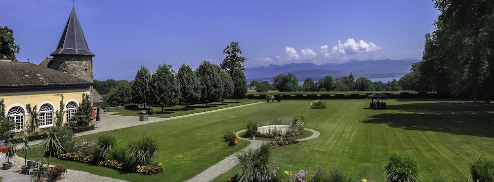 chateau de bossey
