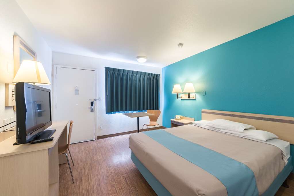 motel 6 deming