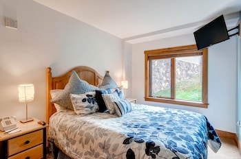 Red Hawk Lodge 2207,Keystone>>Dillon,3.5 star