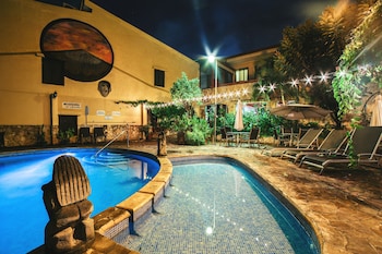 adventure inn