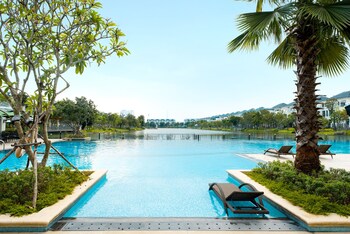 Icity Lakeview Saigon Villa,,4 star