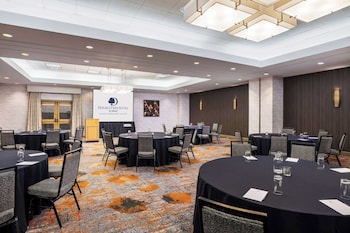 doubletree suites by hilton austin downtown capitol