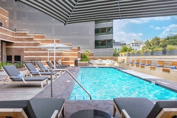 doubletree suites by hilton austin downtown capitol