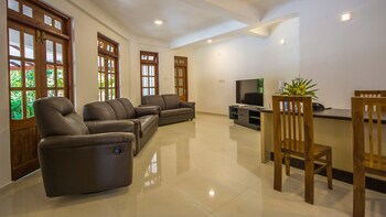 Niru Residence,,3 star