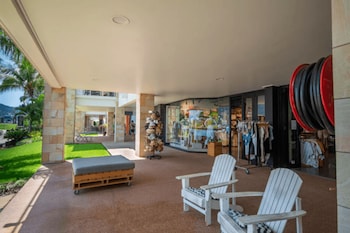 the boathouse apartments