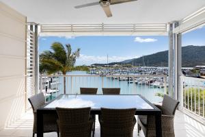 the boathouse apartments