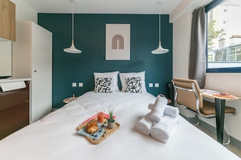 apartments ws tour eiffel nicolo