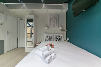 apartments ws tour eiffel nicolo