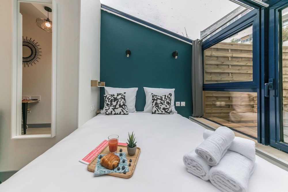 apartments ws tour eiffel nicolo