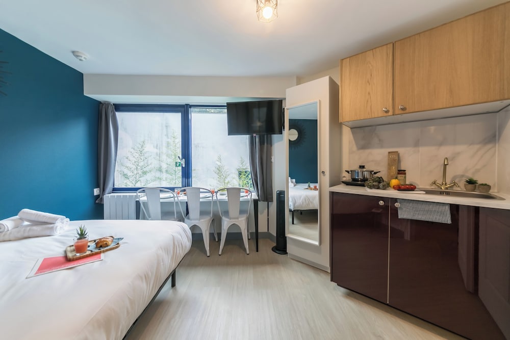 apartments ws tour eiffel nicolo