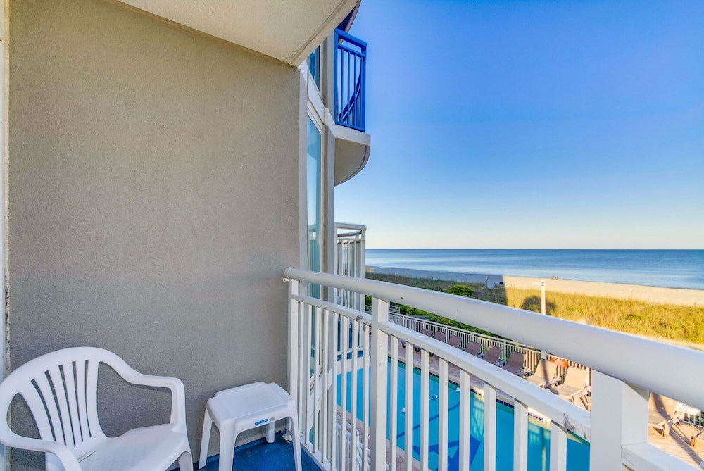 atlantica resort by hosteeva