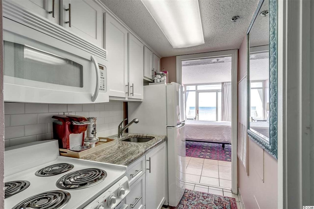 atlantica resort by hosteeva