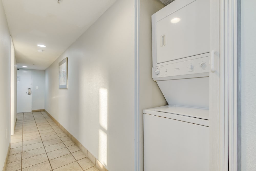 atlantica resort by hosteeva