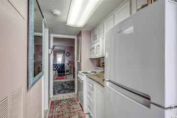 atlantica resort by hosteeva