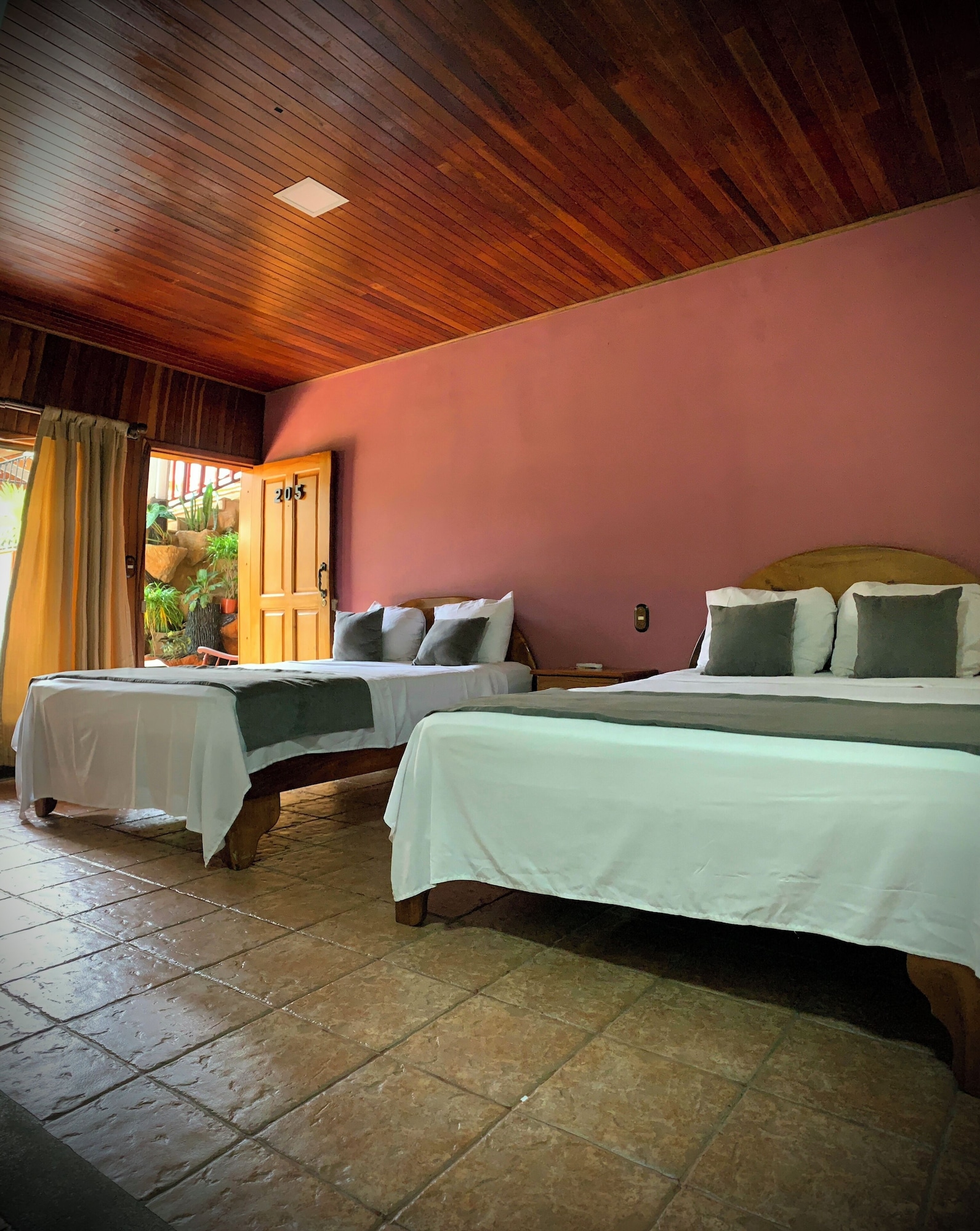 Arenal Hostel Resort,Arenal>>Alajuela Province,2 star
