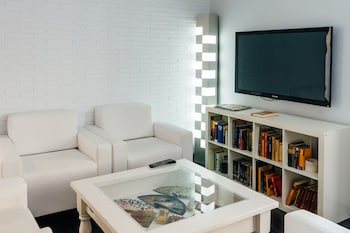 hotel madrid sevilla