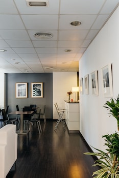 hotel madrid sevilla