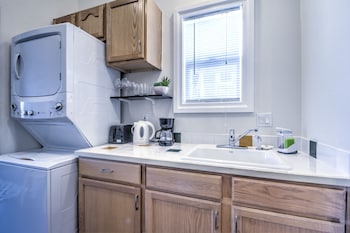 capitol hill cozy condos