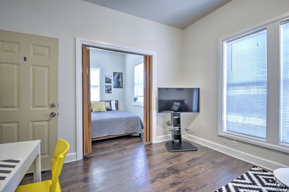 capitol hill cozy condos