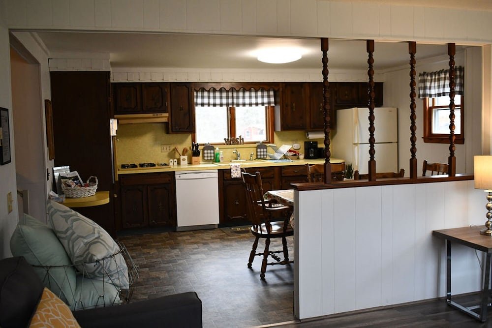 brook road condo