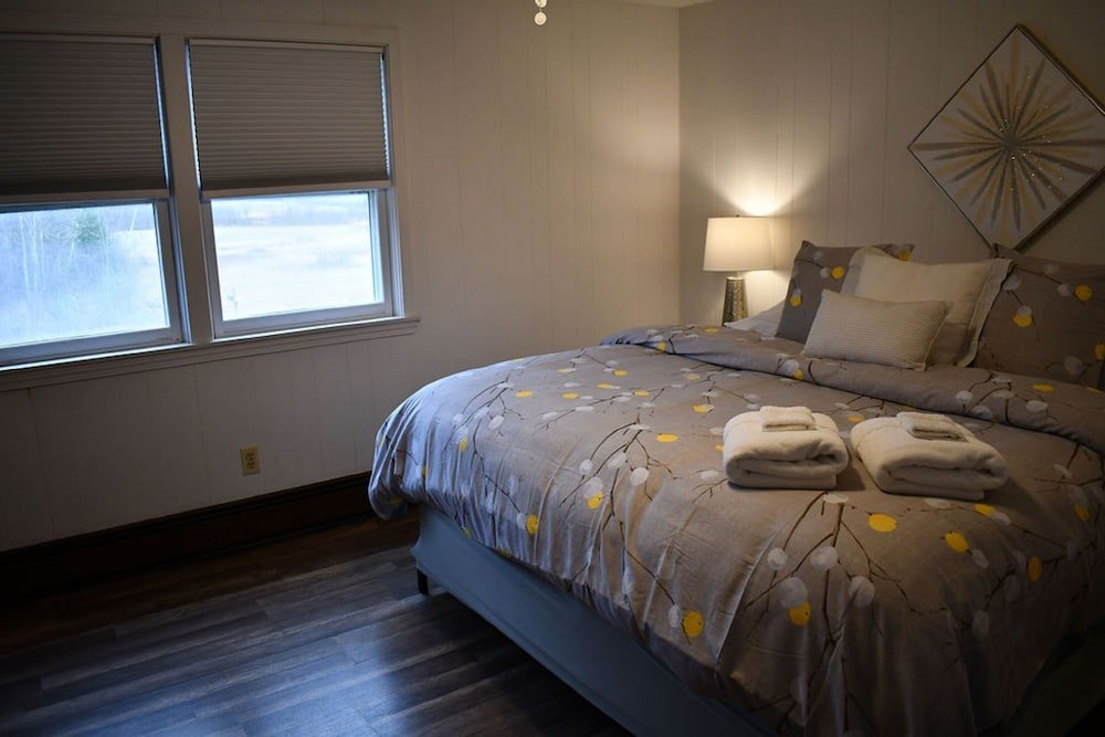brook road condo