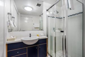 the docks on goodwin