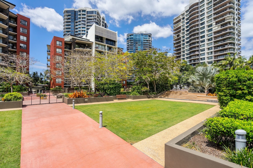 the docks on goodwin