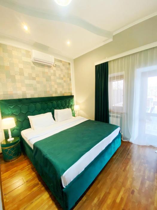 orange kutaisi hotel