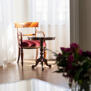 Tiflis Opera Aparthotel,Tbilisi>>Mtatsminda,4 star