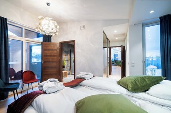 enter tromso luxury villa