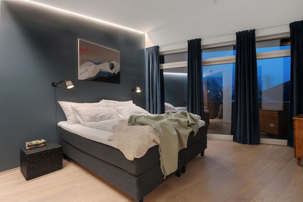 enter tromso luxury villa