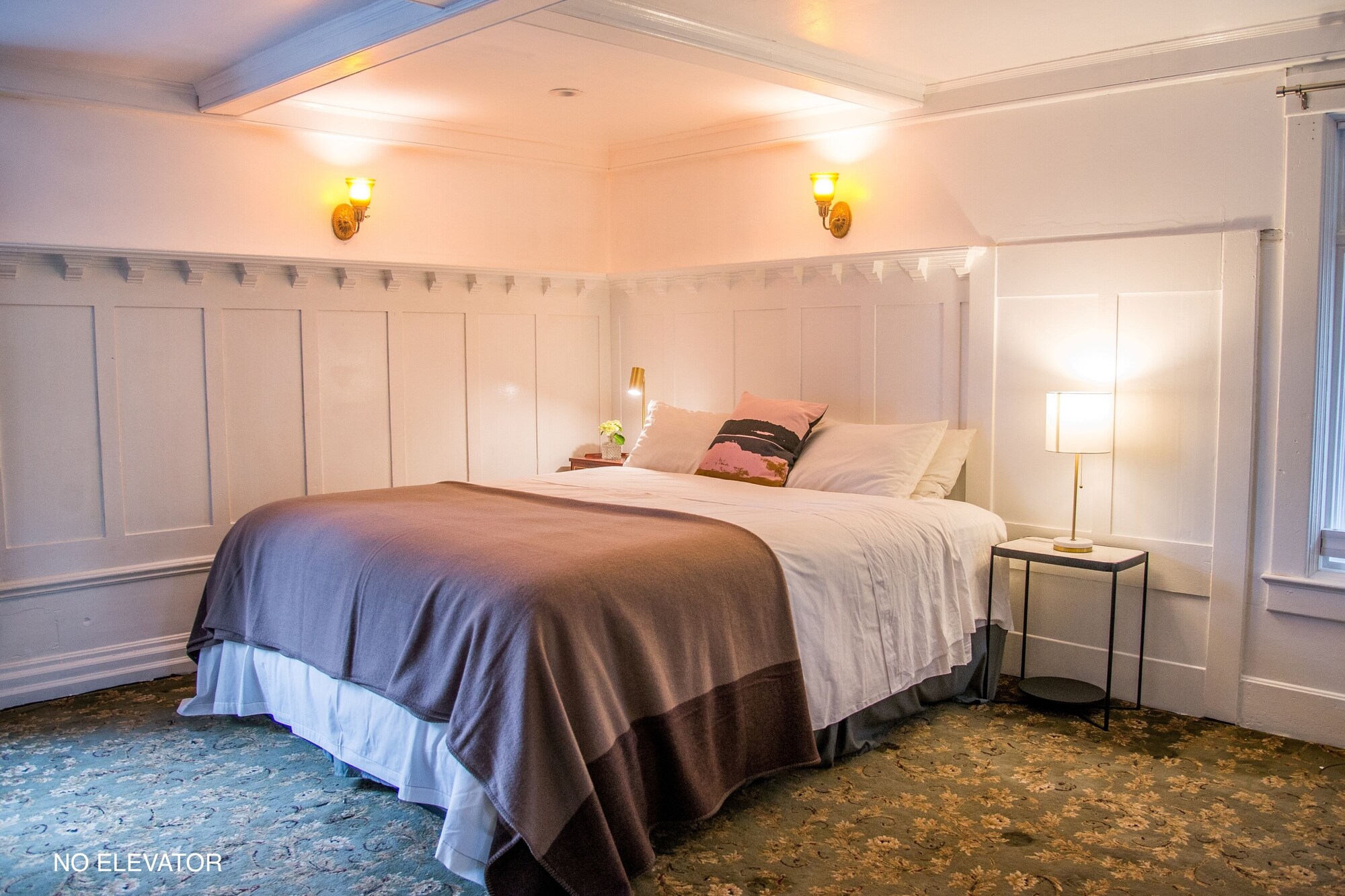 cedar gables inn