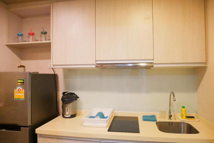 seven seas resort pattaya and sofa bed