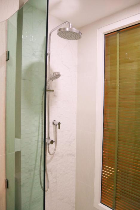 seven seas resort pattaya and sofa bed