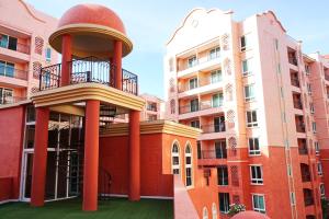 seven seas resort pattaya and sofa bed