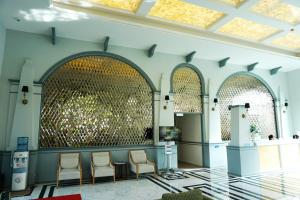 seven seas resort pattaya and sofa bed