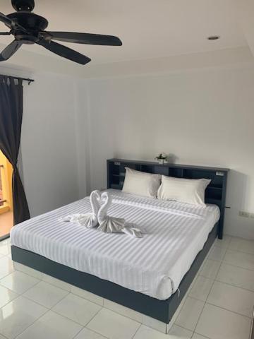 calypso patong house