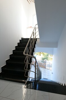 villa adrian