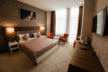 hillmond hotel baku