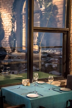 hillmond hotel baku