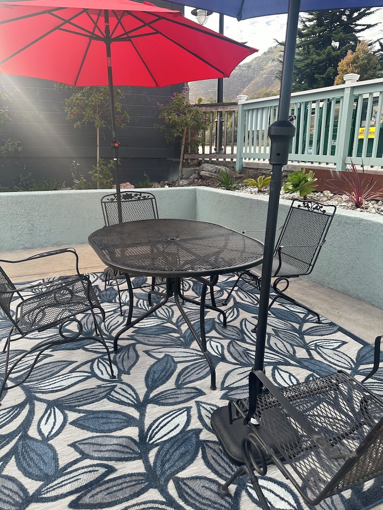 the palomar inn