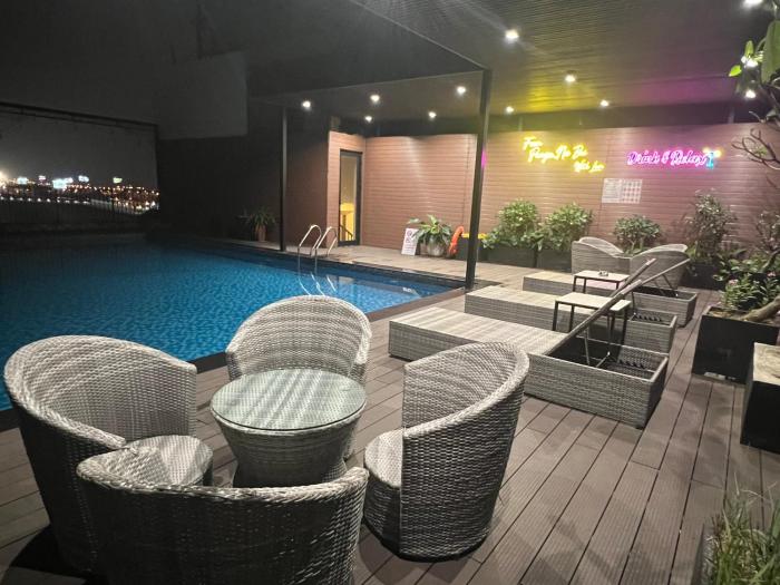 paragon noi bai hotel and pool