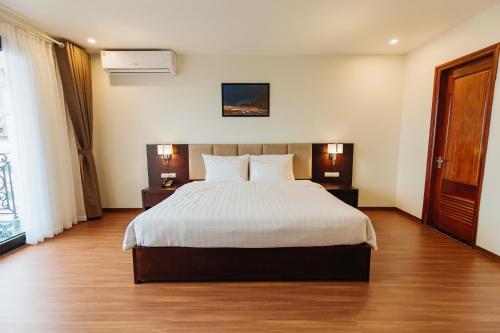 paragon noi bai hotel and pool