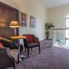 coach house hotel